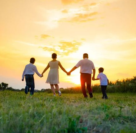 人保人人安康，为每个家庭筑牢医疗后盾